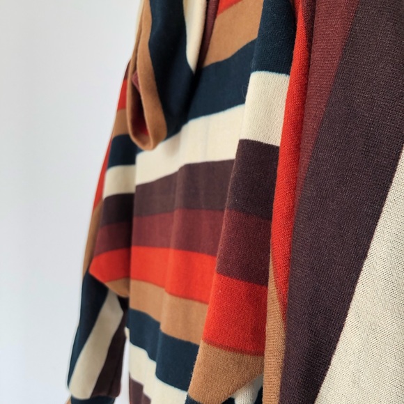 Striped Turtle Neck Knit Top - Picture 3 of 5